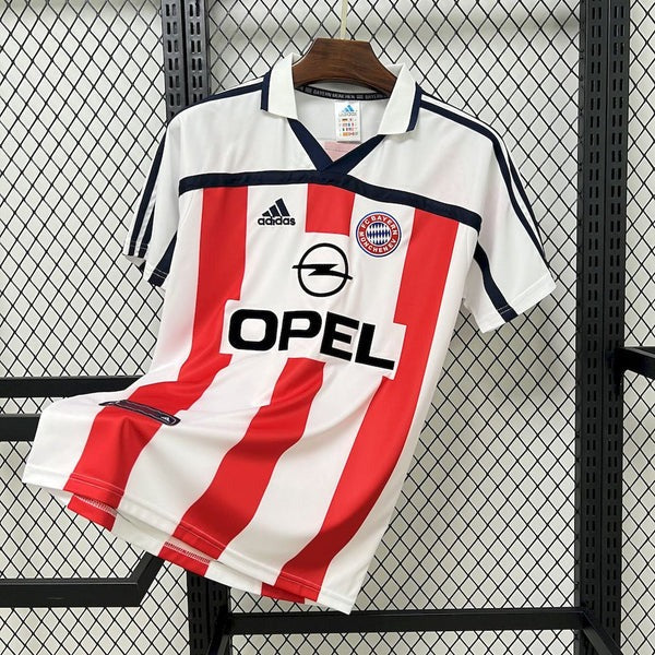 Bayern 2001/02 Away Shirt Jersey