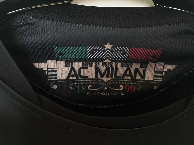 AC Milan 2010/11 (Third) Jersey