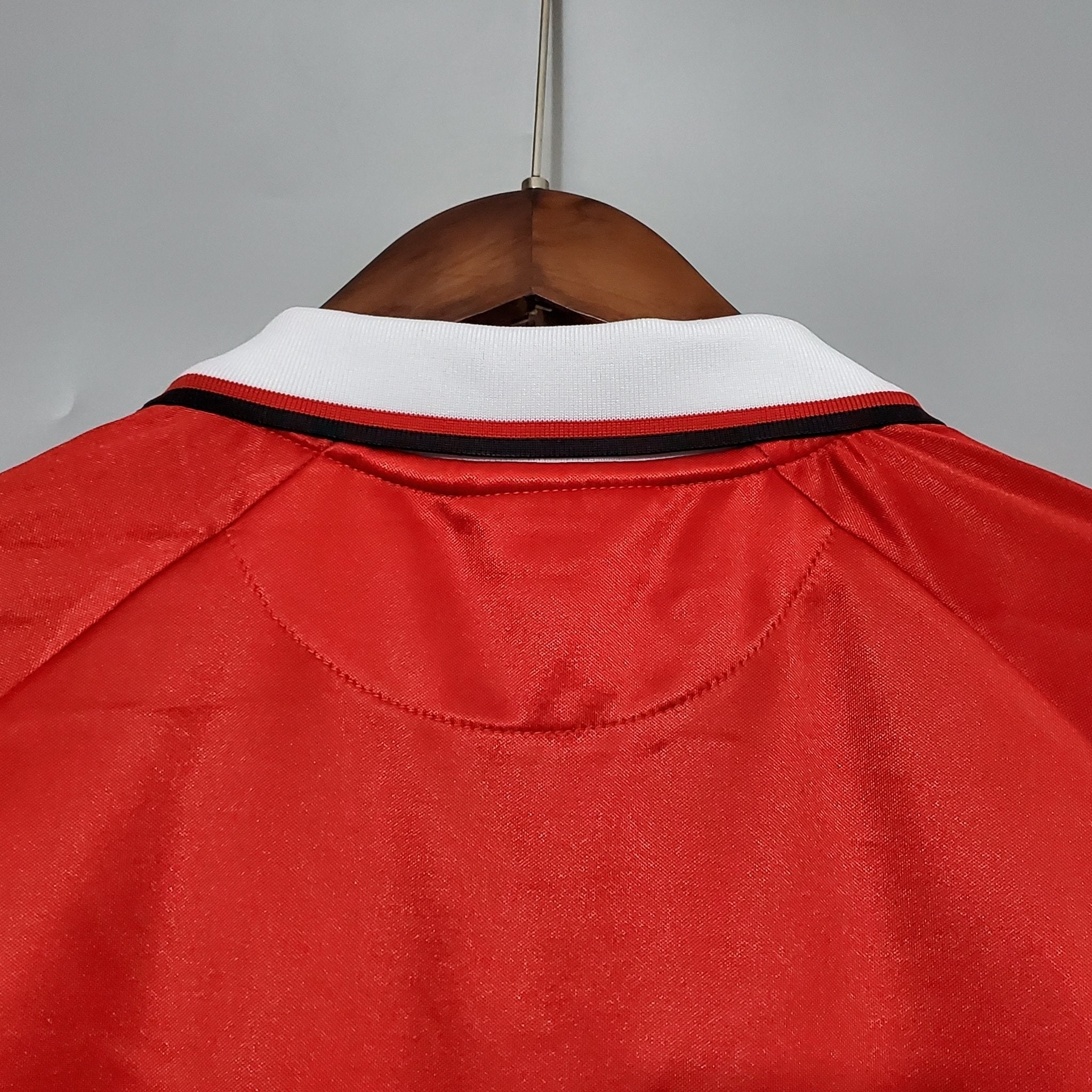 MNCHSTR UTD 1998/99 UCL HOME Jersey