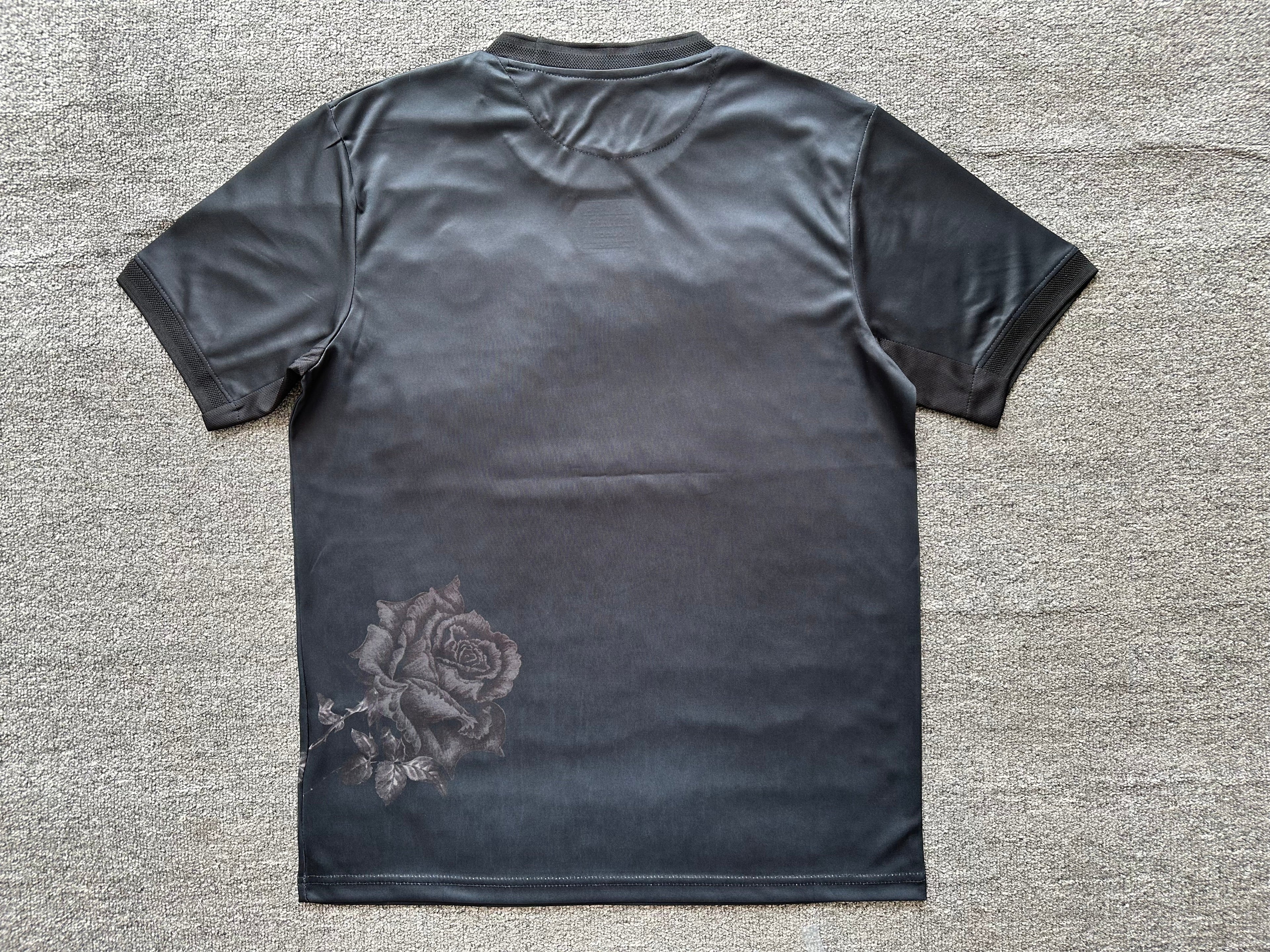 Real Madrid ¨C Black Rose Edition Jersey