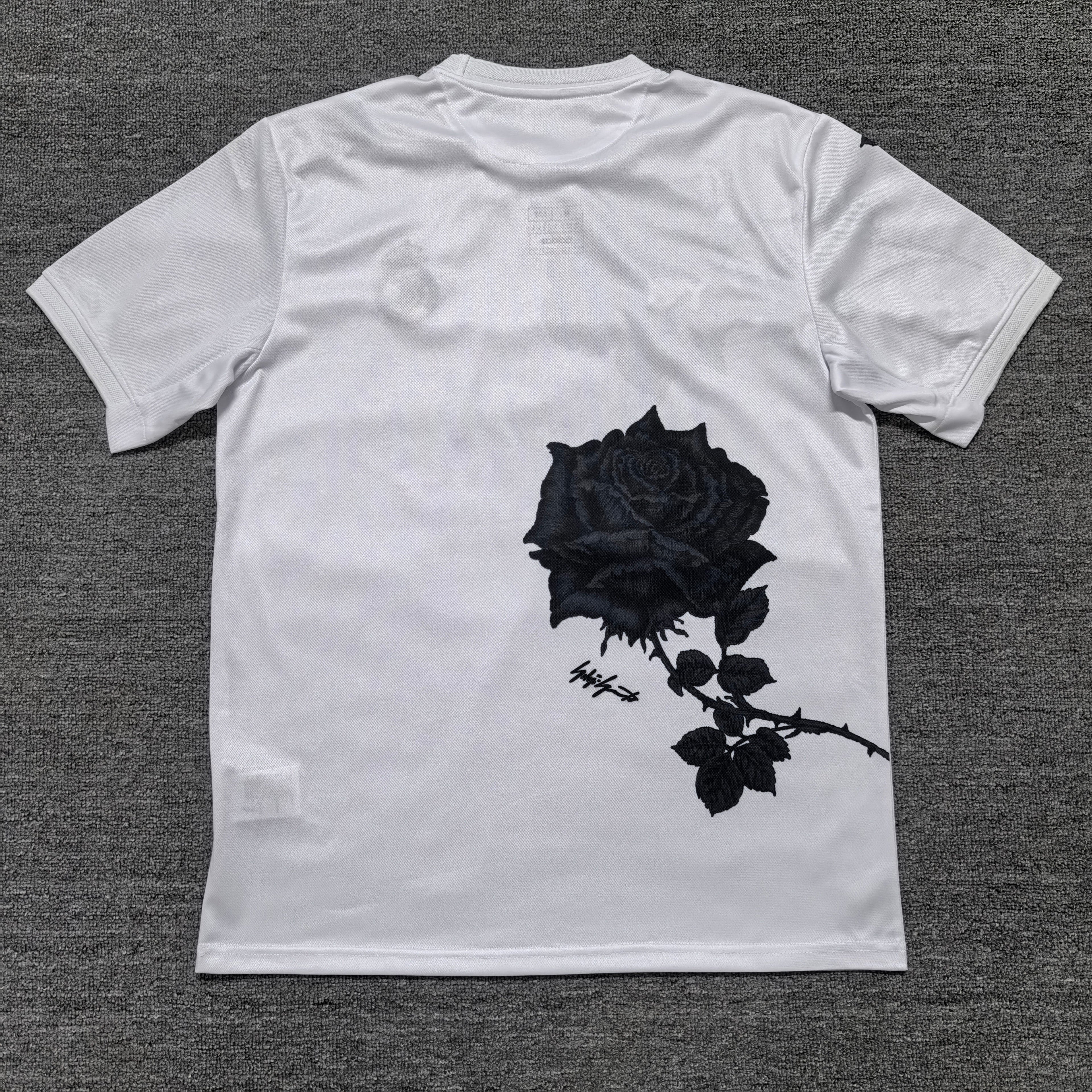 Real Madrid ¨C White Rose Edition Jersey