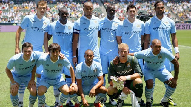 MNCHSTR CTY 2011/12 (Home) Jersey